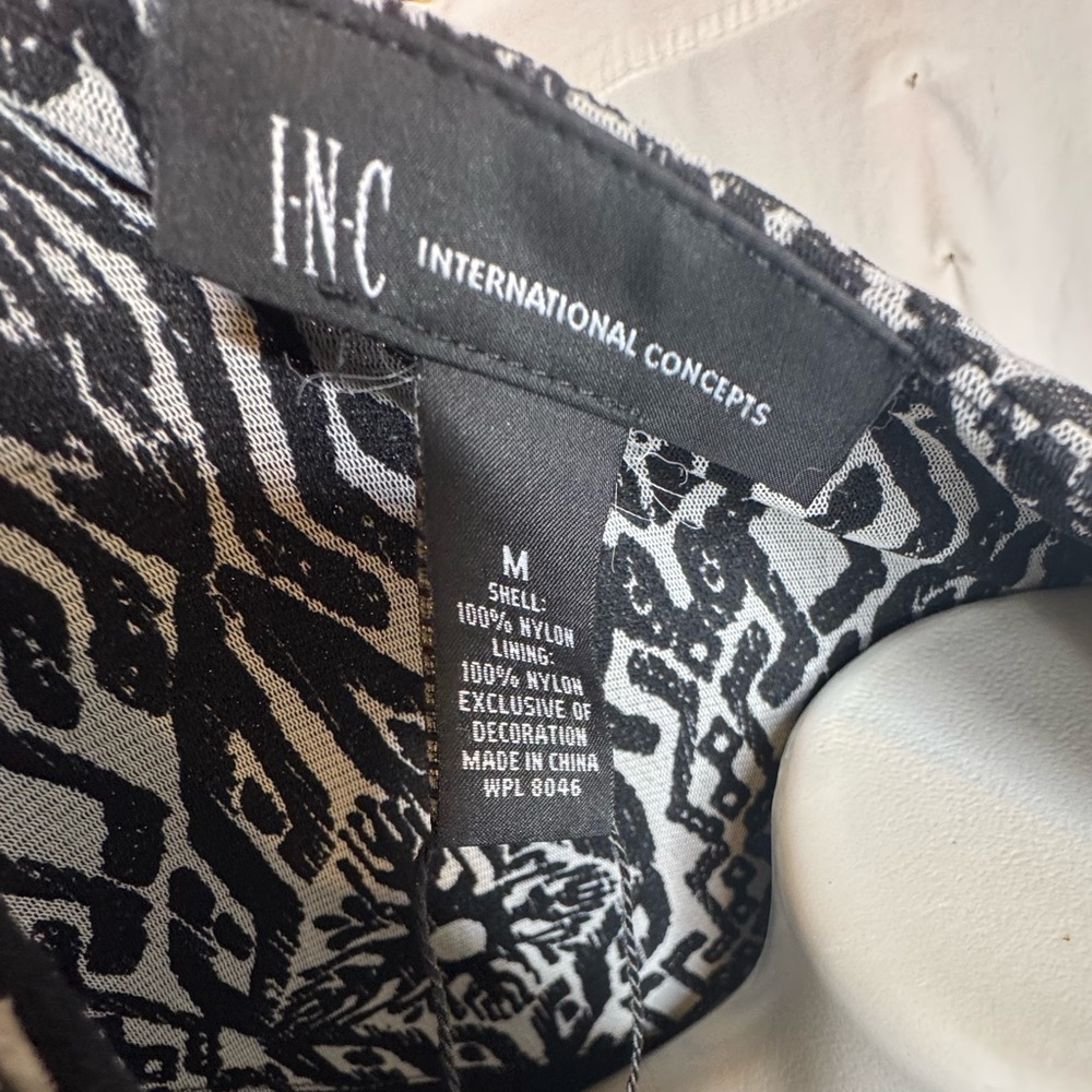 INC International Concepts Embellished Tunic Top Black White Tribal Boho M - Picture 7 of 8